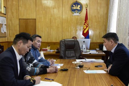 УИХ-ын дарга М.Энхболдын “Нэхүүл” хөдөлгөөний төлөөллийг хүлээн авч уулзлаа