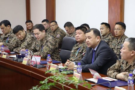 Цэргийн бэлтгэл сургалтыг зохион байгуулж байна