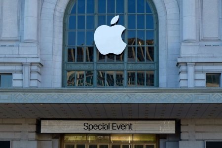 Apple $3 их наядын зах зээлийн үнэлгээнд хүрсэн анхны Америк компани боллоо