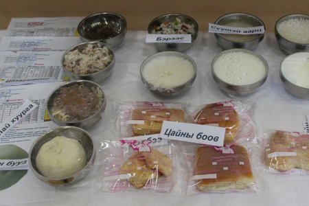 “Cургуулийн хоол үйлдвэрлэл, үйлчилгээний систем” хэлэлцүүлэг боллоо