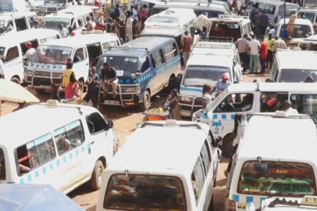 КОНГО УЛСАД ГАРСАН ЭБОЛА ВИРУСИЙН ХАЛДВАР ХӨРШ ЗЭРГЭЛДЭЭХ УГАНДА УЛС РУУ ТАРХЖЭЭ