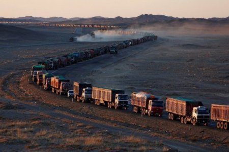 Гашуун сухайт, Шивээ хүрэнгийн боомтоор 500 машин нүүрс тээвэрлэнэ