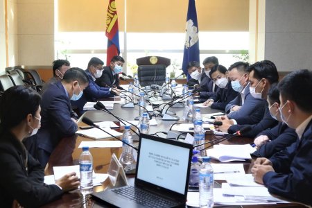 Иргэд газрын маргааныг шийдвэрлэхийг хүслээ