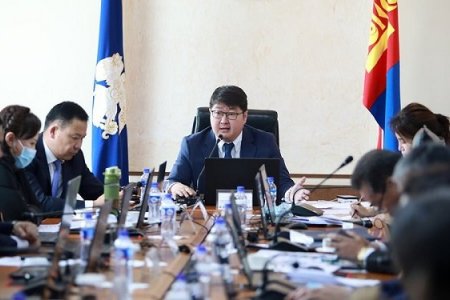 Улс, нийслэлийн төсвөөр хэрэгжиж буй төсөл арга хэмжээ, бүтээн байгуулалтын ажлын явцыг хэлэлцлээ