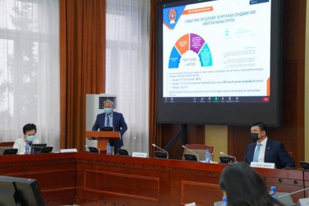 Гамшгийн эрсдэлийг бууруулах Үндэсний зөвлөлийн хурал өнөөдөр Төрийн ордонд боллоо.