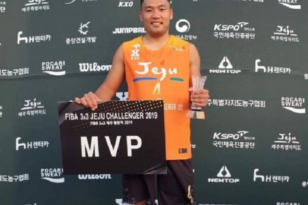 Монголын дөрвөн сагсан бөмбөгч чансаагаараа топ 100-д багтлаа