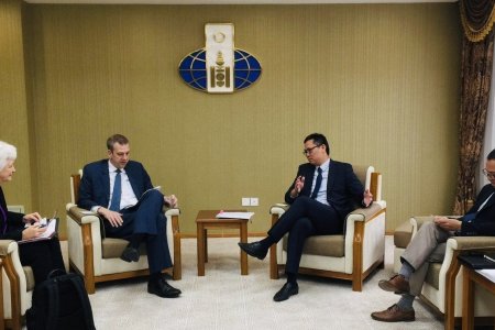 Хүүхэд хамгаалах түншлэлийн компакт гэрээнд Монгол Улс хамрагдахаар болжээ