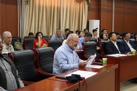 Бэлчээрийг хуваарьтай ашиглах, хонины ноосны чанарыг сайжруулах тухай асуудлыг хөндлөө