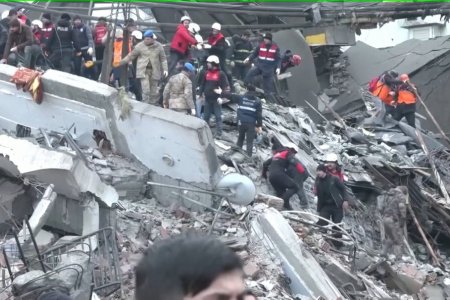 Турк, Сирийн бүс нутагт болсон газар хөдлөлтийн улмаас амиа алдсан хүний тоо 8 мянгад ойртжээ