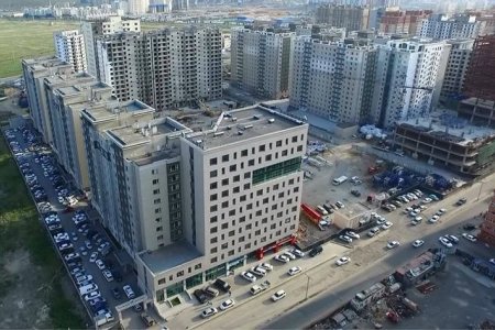 “Олимп” хотхоны 17 давхраас 29 настай эмэгтэй үсэрч, амиа алджээ