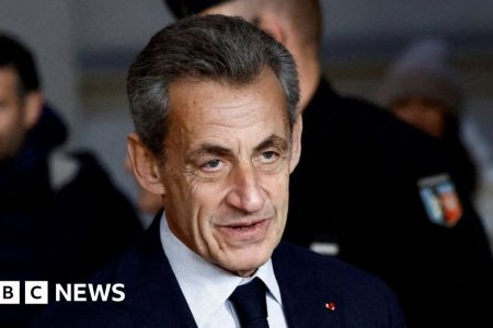 Николя Саркози авлигын хэргээр ялагдсаныхаа дараа цахим гав зүүхээр болжээ