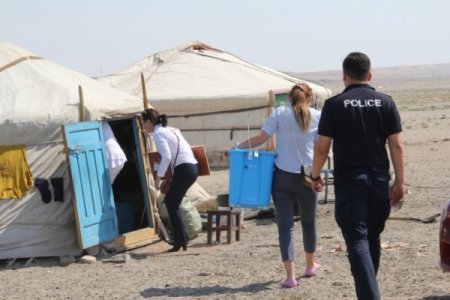 Маргааш зөөврийн битүүмжилсэн хайрцгаар санал авна