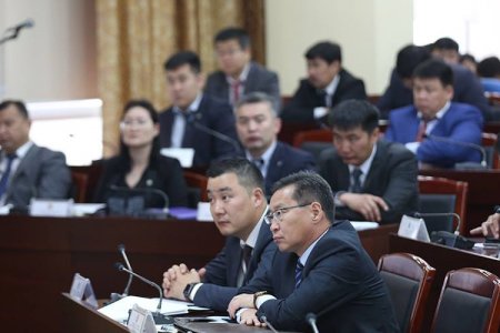 Нийслэлийн удирдах ажилтны шуурхай зөвлөгөөн боллоо