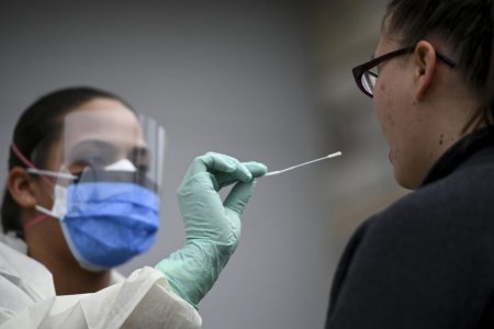 АНУ-д халдвар авагсад Хятадыг давж, дэлхий даяар нийт хагас сая хүн халдвар авчээ