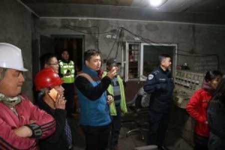 МОНГОЛ ХЯТАДЫН ХӨРӨНГӨ ОРУУЛАЛТТАЙ “ДӨЛ ТҮШИГ” ХХК-ИЙ ҮЙЛ АЖИЛЛАГААГ ХЭСЭГЧЛЭН ЗОГСООЛОО