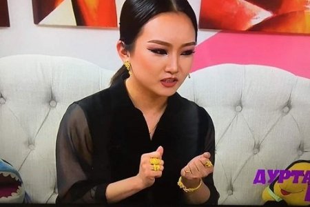 Алтанд умбаж буй Т. Амина хөл хүнд болжээ