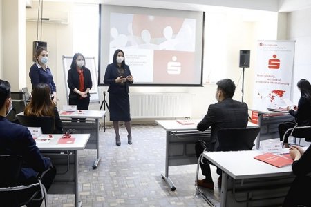 БАНКНЫ АЖИЛТНЫ ОНОЛ, ПРАКТИК ХОСОЛСОН СУРГАЛТ ЭХЭЛЛЭЭ Огноо: 2020/05/19