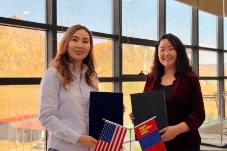 Америкийн Монгол Судлалын Төв ( American Center for Mongolian Studies - ACMS ) -тэй өргөн хүрээнд хамтран ажиллах боллоо.