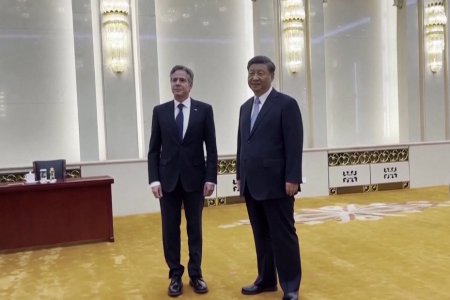 АНУ-ын Төрийн нарийн бичгийн дарга Энтони Блинкений Бээжинд хийсэн хоёр өдрийн айлчлалын үеэр хоёр улсын төрийн өндөр дээд тушаалтнууд хурцадмал харилцаагаа тогтворжуулах амлалт өгчээ