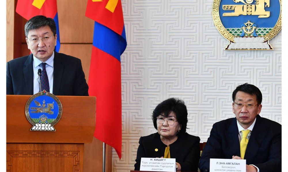 “ЧИНГИС ХААН” ТЭРГҮҮН ЗЭРГИЙН ОДОНГ АКАДЕМИЧ, ПРОФЕССОР Д.ДОРЖГОТОВ, АНУ-ЫН ЭРДЭМТЭН, МОНГОЛ СУДЛААЧ ЖАК УЭТЕРФОРД НАРТ ОЛГОНО