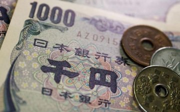 Японы инфляцийн түвшин нэмэгдсэнтэй зэрэгцэн иенийн ханш доод үзүүлэлтэд хүрсэн байна