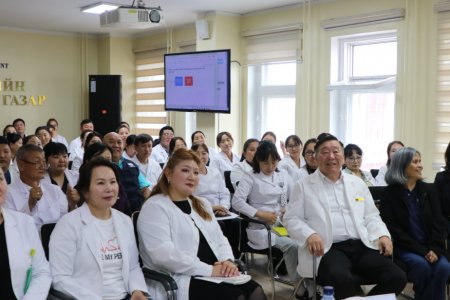 АНХАН ШАТНЫ ЭРҮҮЛ МЭНДИЙН БАЙГУУЛЛАГЫН УДИРДЛАГА, ЧАНАР, АЮУЛГҮЙ БАЙДАЛ, ЭХ ХҮҮХЭД, НӨХӨН ҮРЖИХҮЙН ТУСЛАМЖ ҮЙЛЧИЛГЭЭНИЙ ЧАНАРЫГ САЙЖРУУЛАХ НЬ” СЭДЭВТ СУРГАЛТ БОЛЛОО.