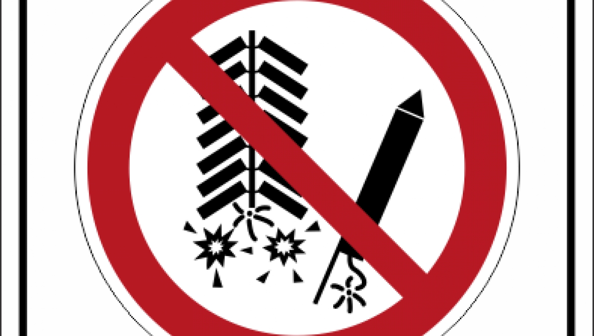 do-not-set-off-fireworks-sign-do-not-set-off-fireworks-sign-do-not