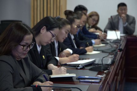 A training program on orientation and professional mentoring for Senior Administrative Specialists was held