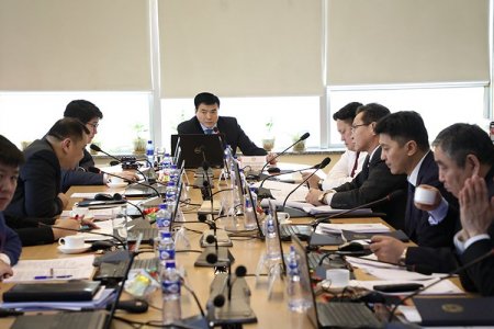 Засаг даргын зөвлөлийн хурал боллоо