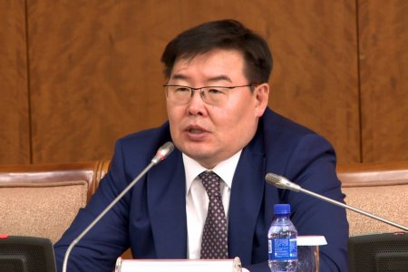 Г.Занданшатар: Төрийн албан хаагчийн хариуцлага, ёс зүйг хуульчилна