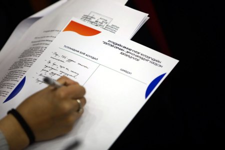 Хүүхдэд тулгамдаж буй асуудлыг шийдвэрлэх гарц, шийдлийг хэлэлцлээ