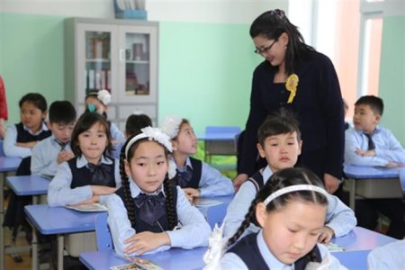 Сурагчид зуны амралт зургаадугаар сарын 1-ээс эхэлнэ