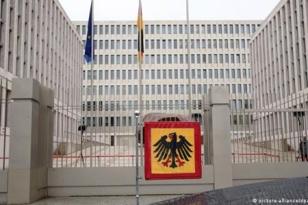 Германы тагнуулын албанаас Оросын цэргүүд Буча хотод аллага үйлдсэнийг батлах ярианы бичлэгийг танилцуулна