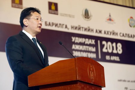 У.Хүрэлсүх: Засгийн газар ипотекийн зээлийг хөнгөвчилж, иргэдээ хямд орон сууцаар хангахад онцгой анхаарч байна