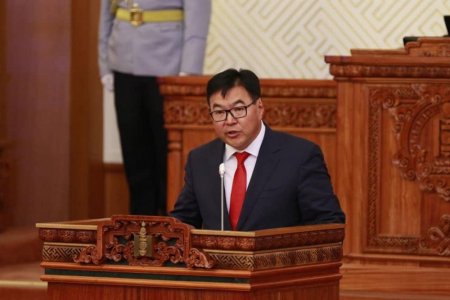 УИХ-ын гишүүн Ц.Анандбазарт холбогдох хэргийг прокурор хэрэгсэхгүй болгожээ