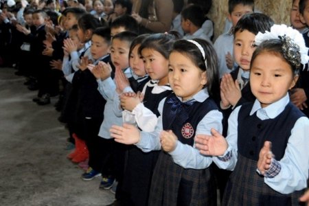 Сургууль, цэцэрлэгийн карантиныг 3 ДОЛОО ХОНОГ СУНГАХААР хэлэлцэж байна