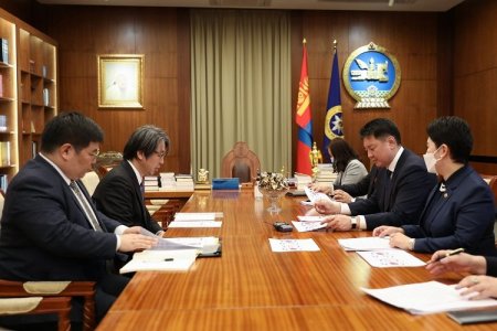 Монгол Улсын Ерөнхийлөгч У.Хүрэлсүх Япон Улсаас Монгол Улсад суугаа Элчин сайд Х.Кобаяши-г хүлээн авч уулзав