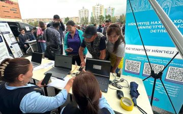 On July 30, 2026, the “Mobile Office” provided state registration services to 72 citizens and delivered relevant information and guidance.