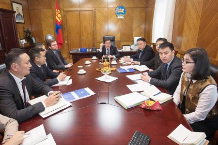 Налайхын бичил уурхайнуудыг хаах эсэхийг иргэдээр нь шийдүүлнэ