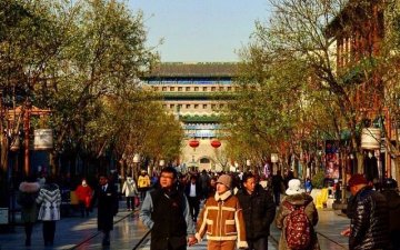 Бээжин хотын шүүхээс салсан эхнэрт нь гэрийн ажил хийсний нөхөн төлбөр олгох шийдвэр гаргажээ