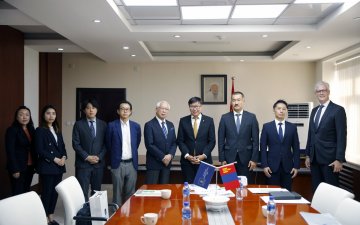 Япон Улсын Ниппон сангийн төлөөллийг хүлээн авч уулзлаа