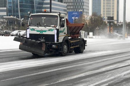 Зам цэвэрлэгээний ажлыг тохижилт үйлчилгээний 1612 ажилтан гүйцэтгэж байна