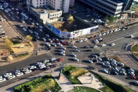 Хичээлийн шинэ жил эхлэхтэй холбогдуулан амралтын өдрүүдэд автомашиныг тэгш сондгойгоор зорчуулна