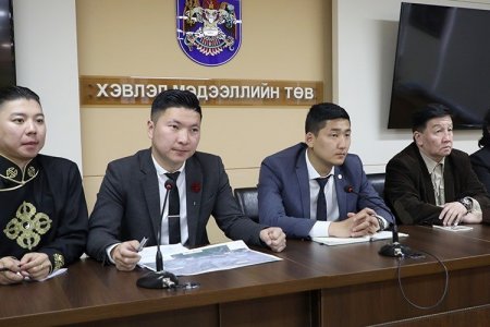 Туул, Сэлбэ голын эрэг дагуух ил задгай хог хаягдлыг 10 000 хүн нэгдэж цэвэрлэнэ