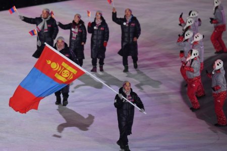 Өвлийн олимпод оролцох эрхээ 3 тамирчин баталгаажуулжээ