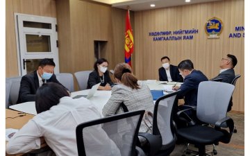 ХҮҮХЭД ХАРАХ ҮЙЛЧИЛГЭЭГ ӨРГӨЖҮҮЛЖ, ХҮРТЭЭМЖИЙГ НЭМЭГДҮҮЛНЭ