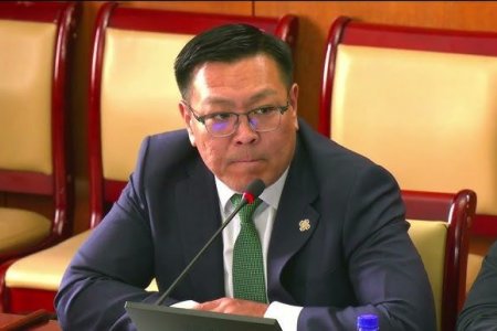 Б.Баярбаатар: