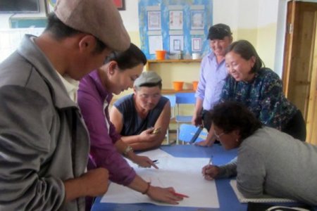 HERDERS OF UVURKHANGAI AIMAG, BAT-ULZII SOUM ARE ACTIVELY JOINING FOR THE MATCHING FUND