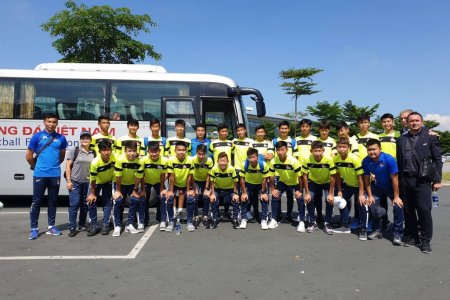 ӨСВӨРИЙН ХӨЛБӨМБӨГЧИД АЗИЙН АВАРГА ШАЛГАРУУЛАХ ТЭМЦЭЭНД ОРОЛЦОЖ БАЙНА