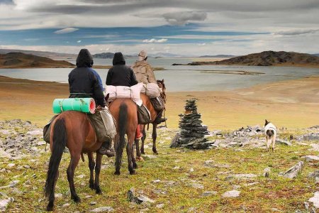 Жилд дотооддоо нэг сая гаруй хүн аялж, төсөвт 800 гаруй сая төгрөг төвлөрүүлдэг 